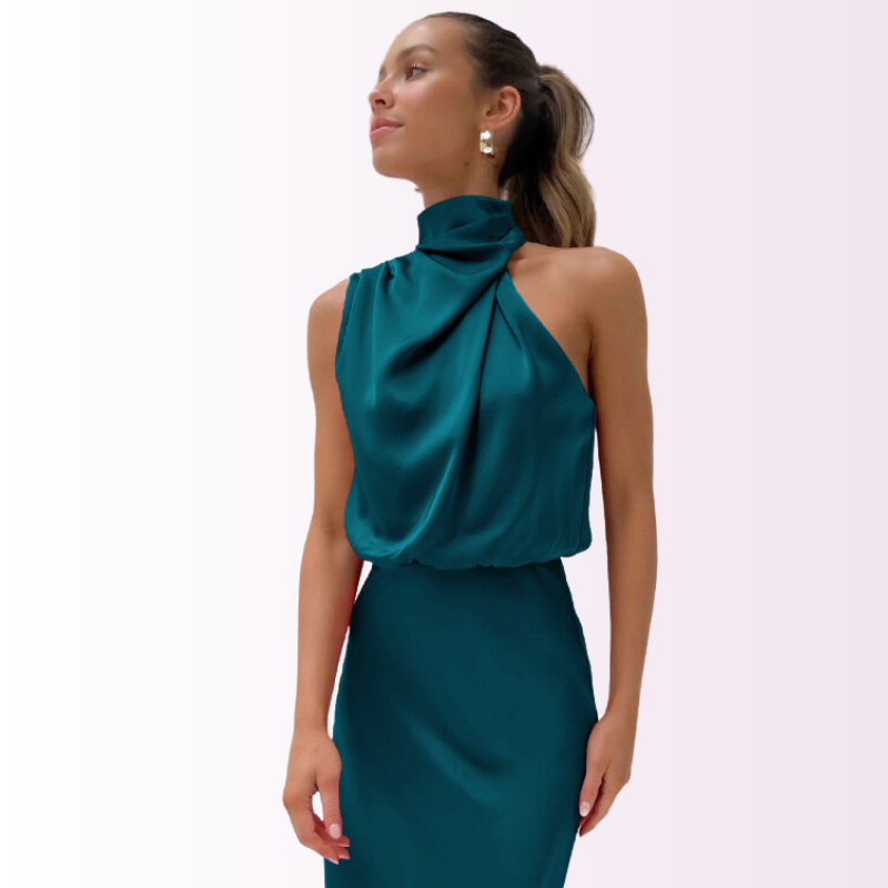 Elira  Elegante Maxi Dress