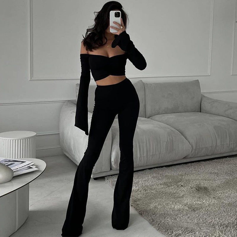 Queen Off-Shoulder Set