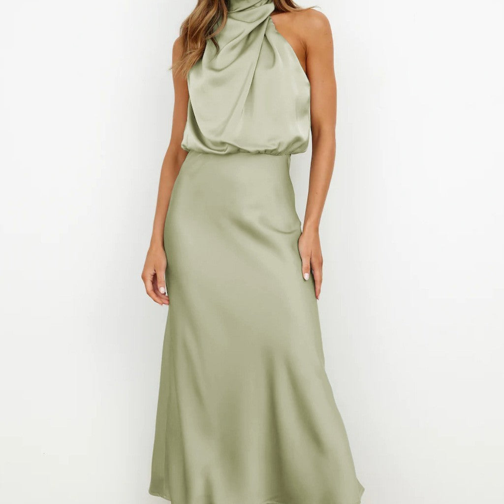 Elira Elegante Maxi Dress