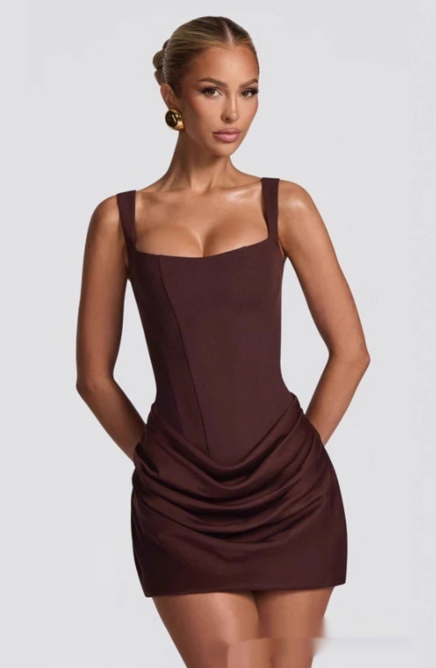 Elara Elegance Midi Dress