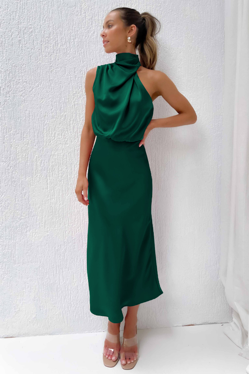 Elira  Elegante Maxi Dress