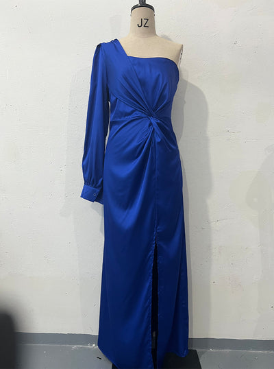 Sélène Elegante One Shoulder